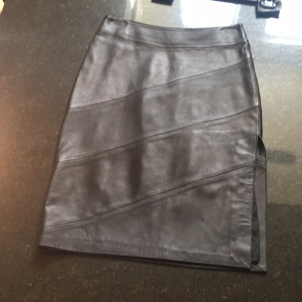Black leather Sisley skirt, US size Small